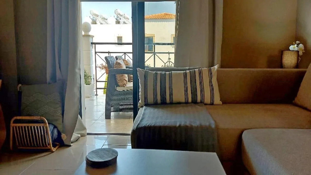 Paramount Gardens Resorts C202 Larnaca Lejlighed